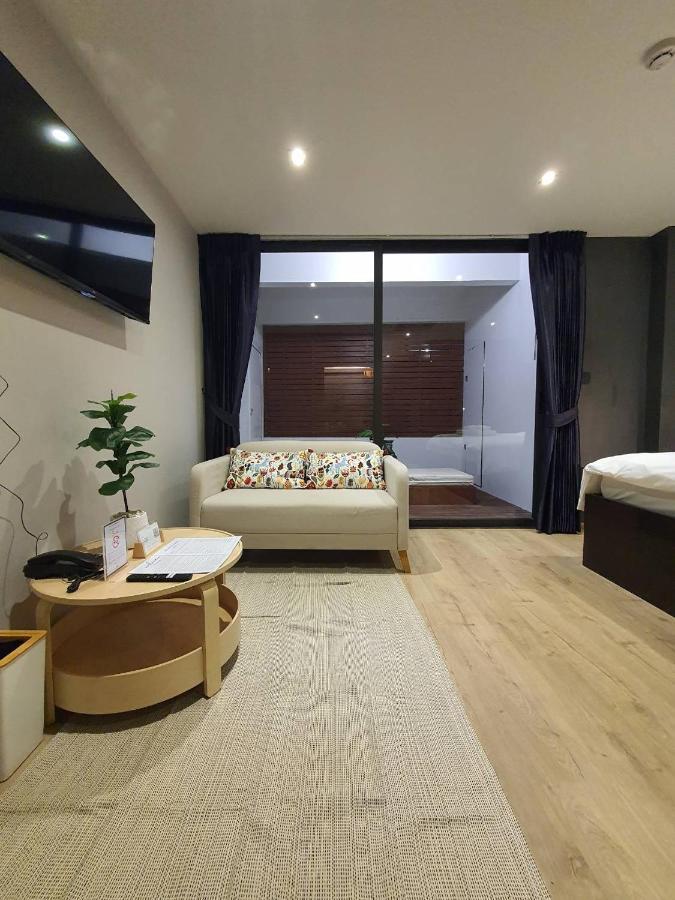 The Nhorm Hotel Ratchada 曼谷 外观 照片